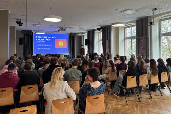 No Latvijas līdz Kirgizstānai: izglītība visiem